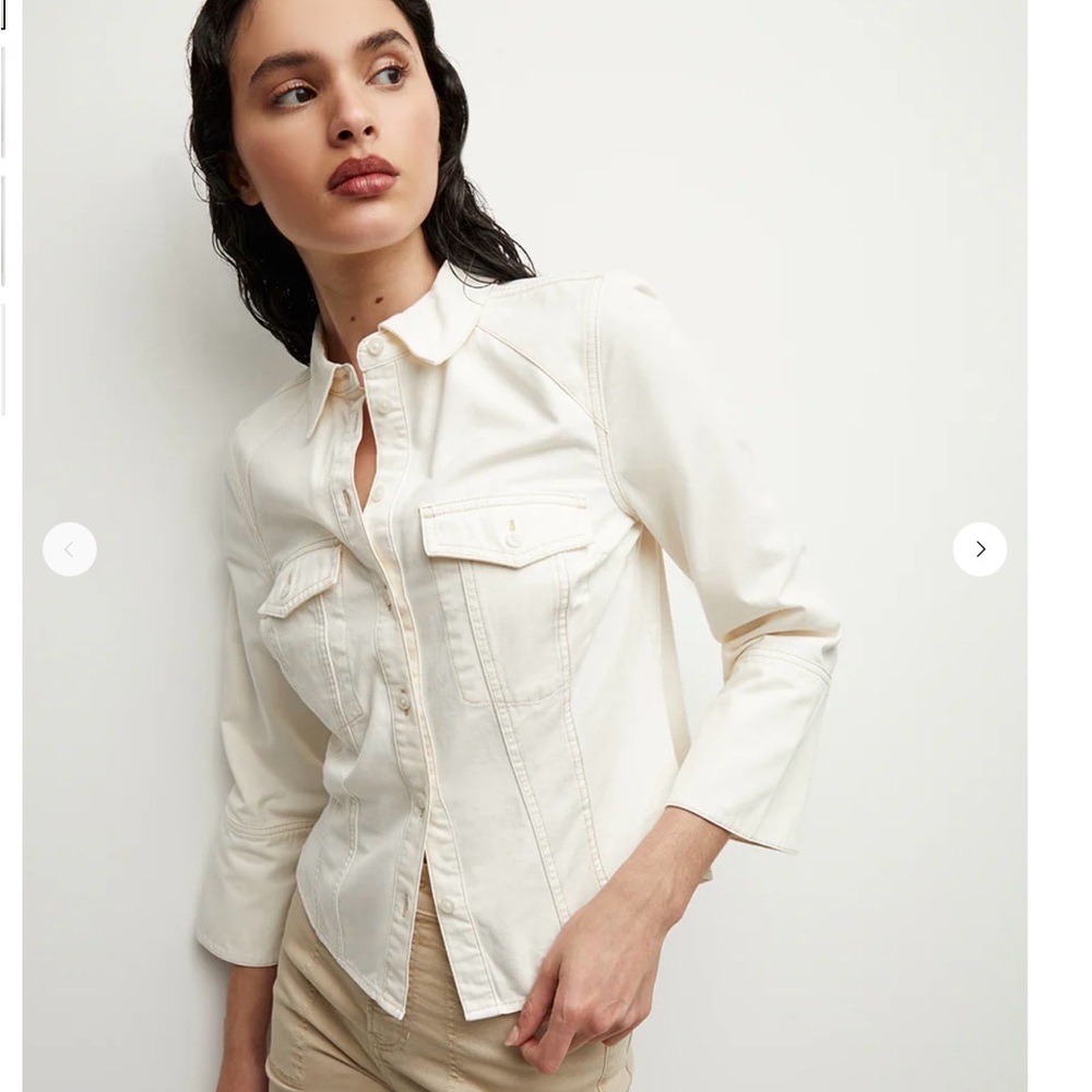 Tivi Button-Up Shirt
Veronica Beard Sz:S